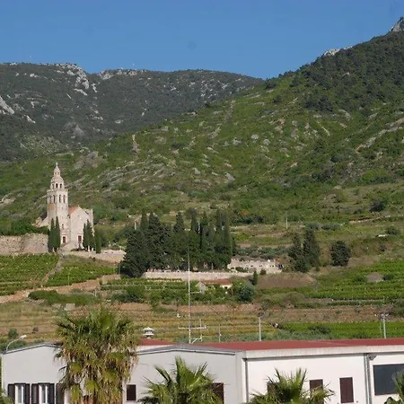 Ferienwohnung Apatmani Darija Komiža Exterior foto
