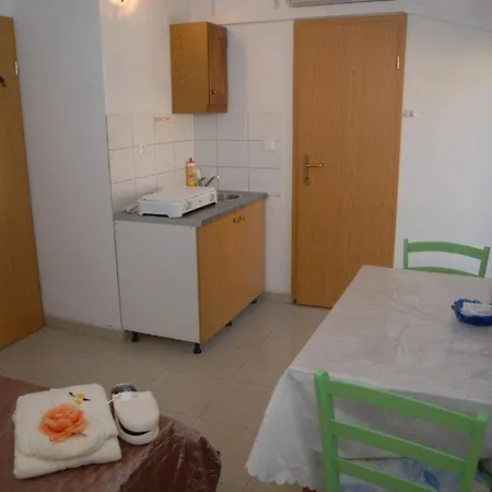 Ferienwohnung Apatmani Darija Komiža Exterior foto