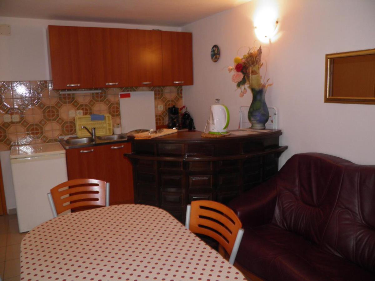 Apartment Apatmani Darija