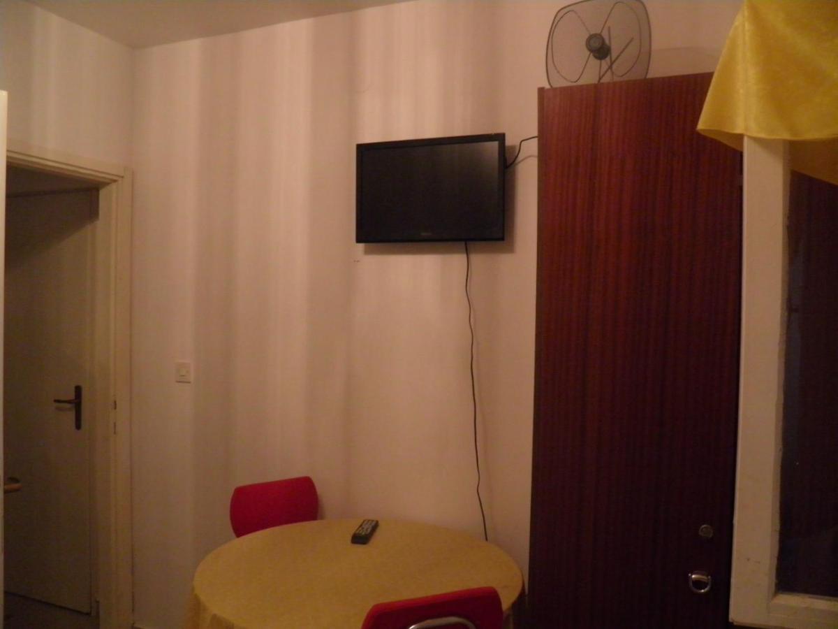 Apartment Apatmani Darija